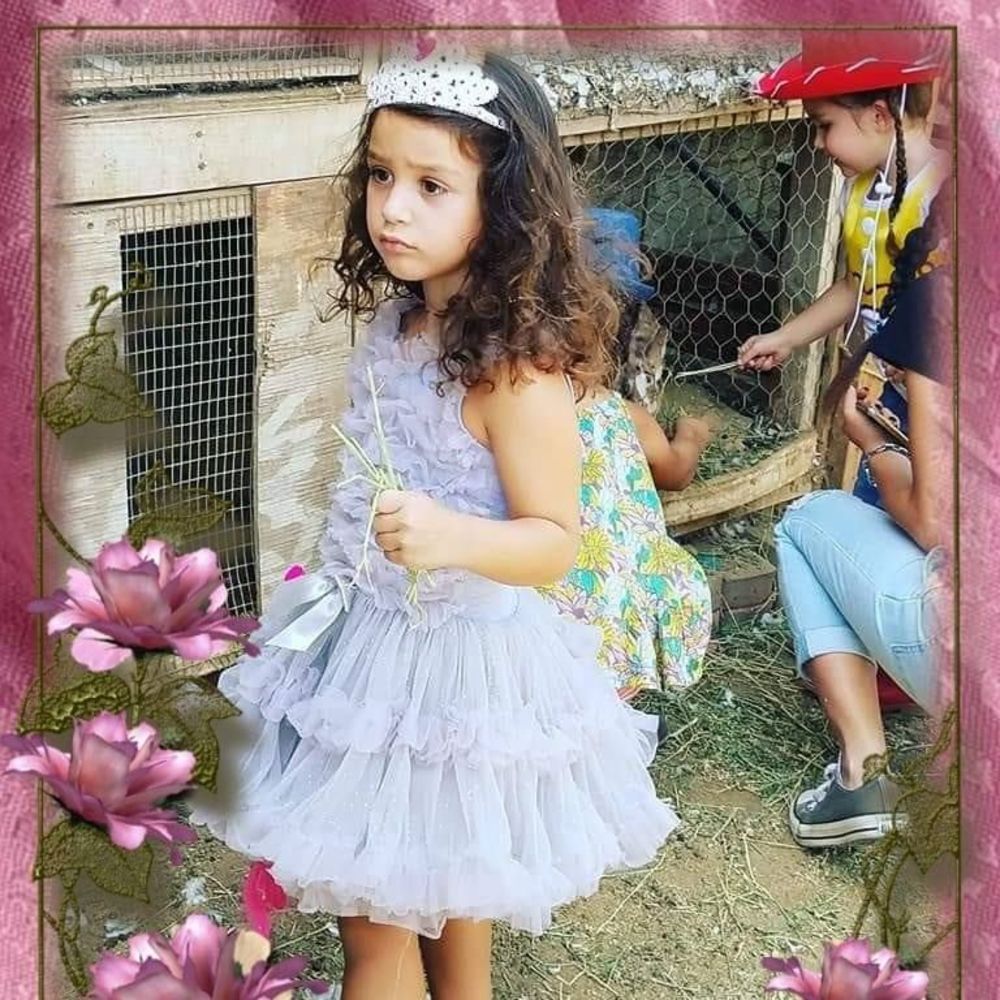 Meet your Posher, Nara